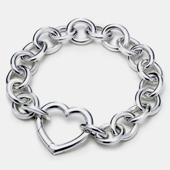 Jewelry - Sterling Silver Heart Bracelet